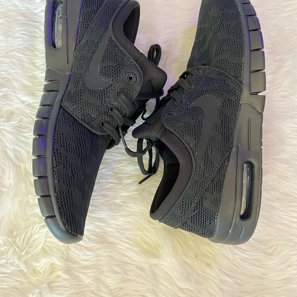 Nike Other - 🆕 - Nike SB ✔️ Stefan Janoski Max - Triple Black